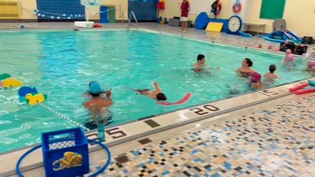 Everyone working and training hard today !#torontoswimming 
#torontoswimschool 
#swimtoronto 
#torontokids 
#torontolife 
#toswim 
#416swim 
#gtakids