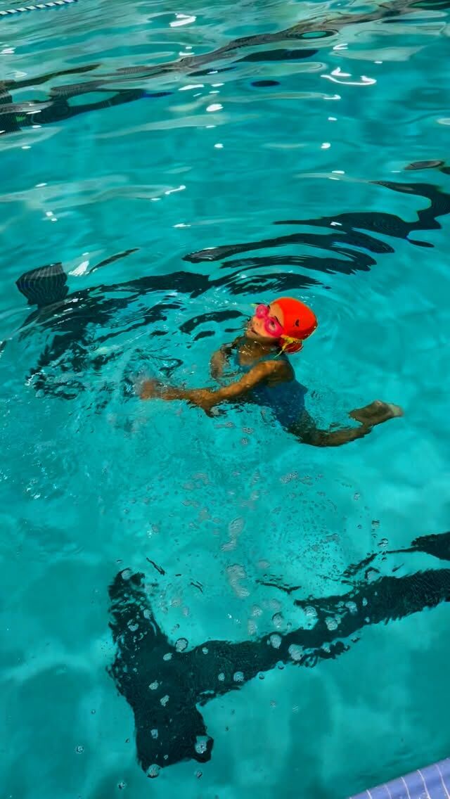 Dalia, 5 years old, demonstrating a 30-second deep-end tread with head-up recovery to the wall 👏 Nice job!

#swimschool #swimlife #learntoswim #watersafety #swimkids #swimminglessons #futureswimmer #swimstrong #confidentswimmers #swimprogress #swimjourney #swimtoronto #felixswimschools #swim